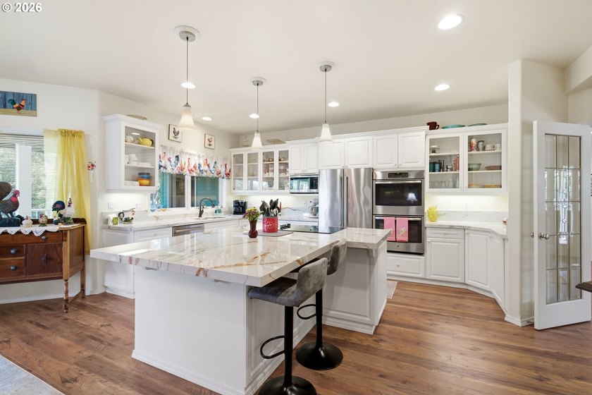 OPEN SUNDAY JULY 26th FROM 12pm - 2pm.Country living meets - photo 11