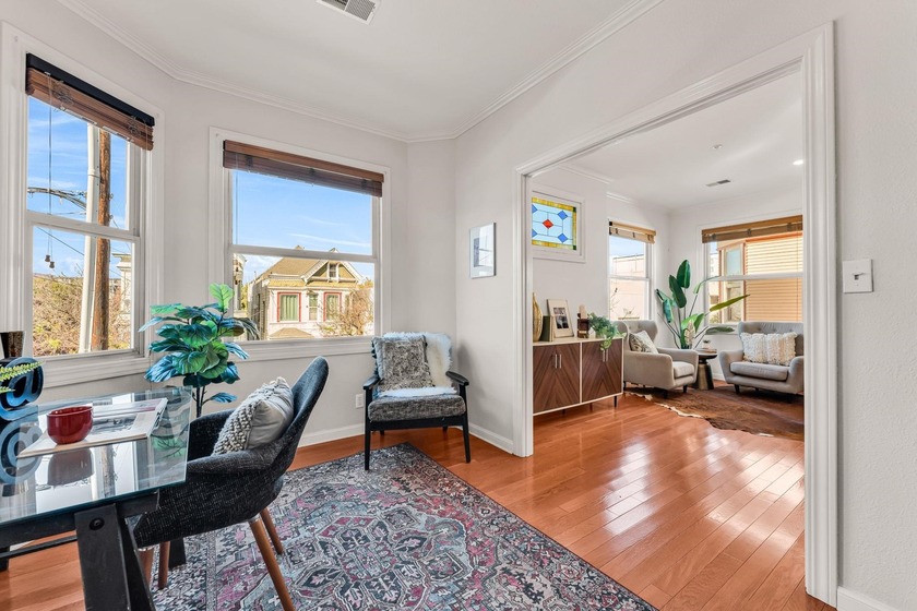 Fresh Price! Introducing an Uptown flat in a boutique 6-unit - photo 13