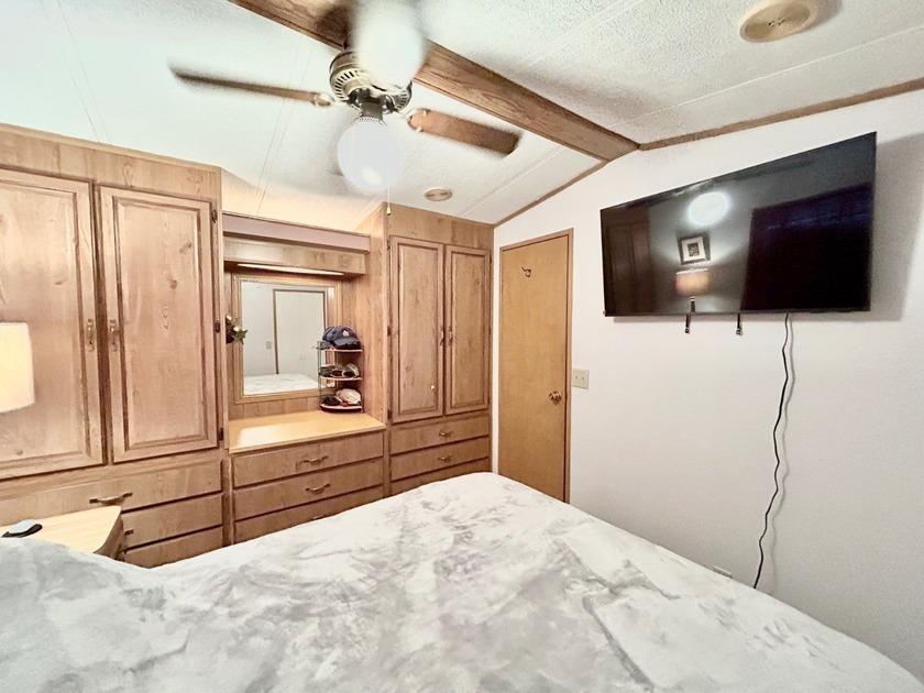 Discover comfort and style in this furnished 1-bedroom, 1-bath - photo 14