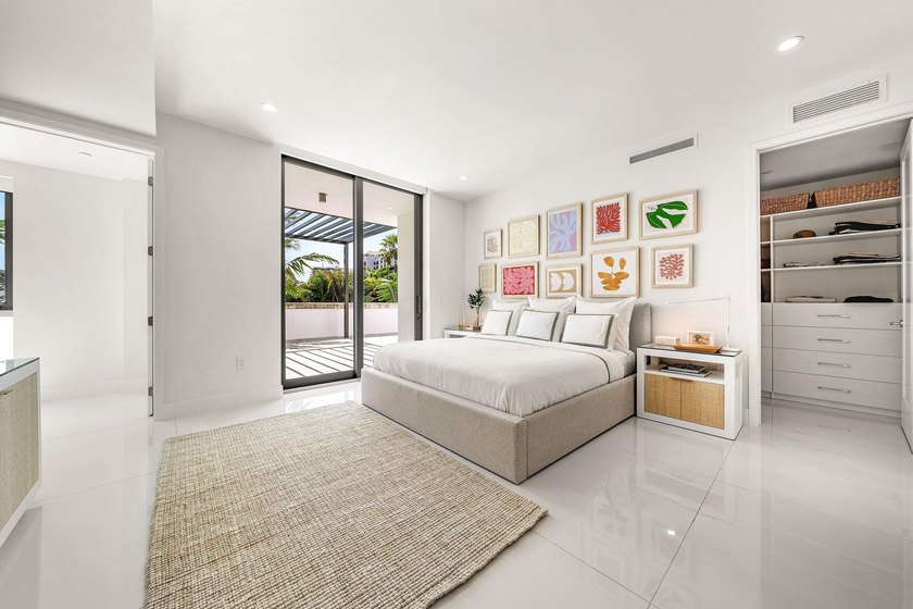 The Royal Palm Villa is an exceptionally rare offering at Royal - photo 19