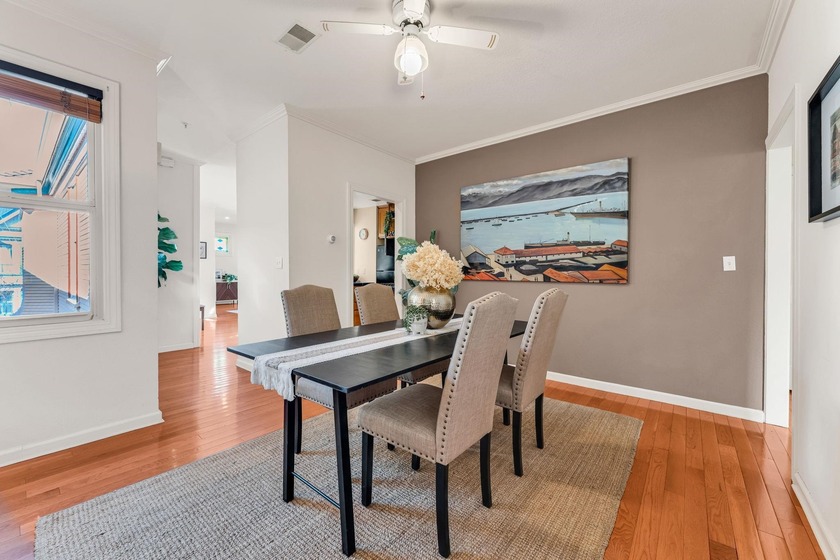 Fresh Price! Introducing an Uptown flat in a boutique 6-unit - photo 23
