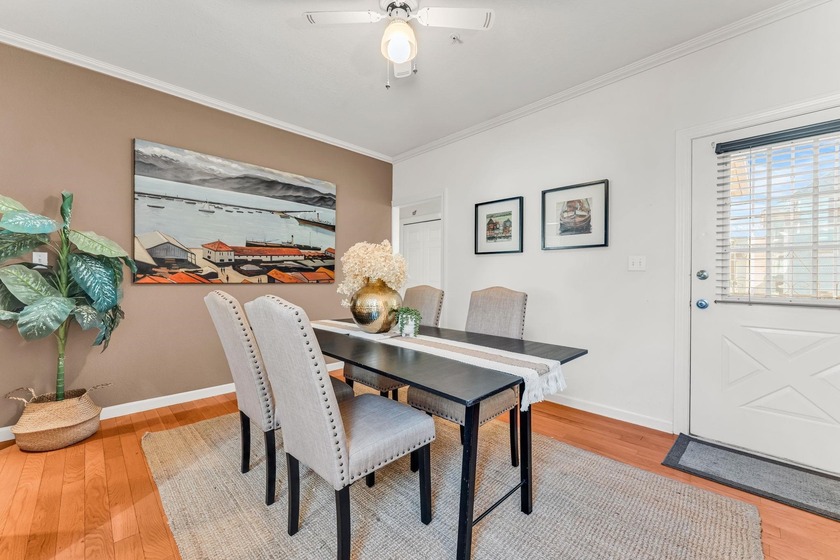 Fresh Price! Introducing an Uptown flat in a boutique 6-unit - photo 24