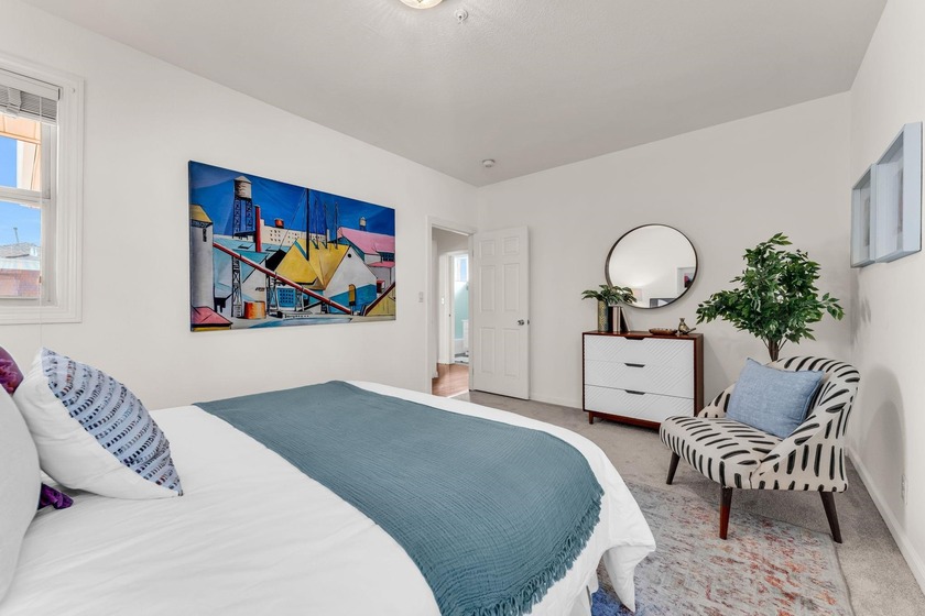 Fresh Price! Introducing an Uptown flat in a boutique 6-unit - photo 28