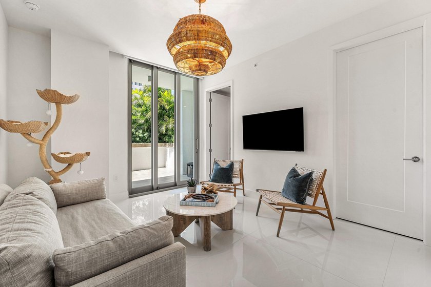 The Royal Palm Villa is an exceptionally rare offering at Royal - photo 31