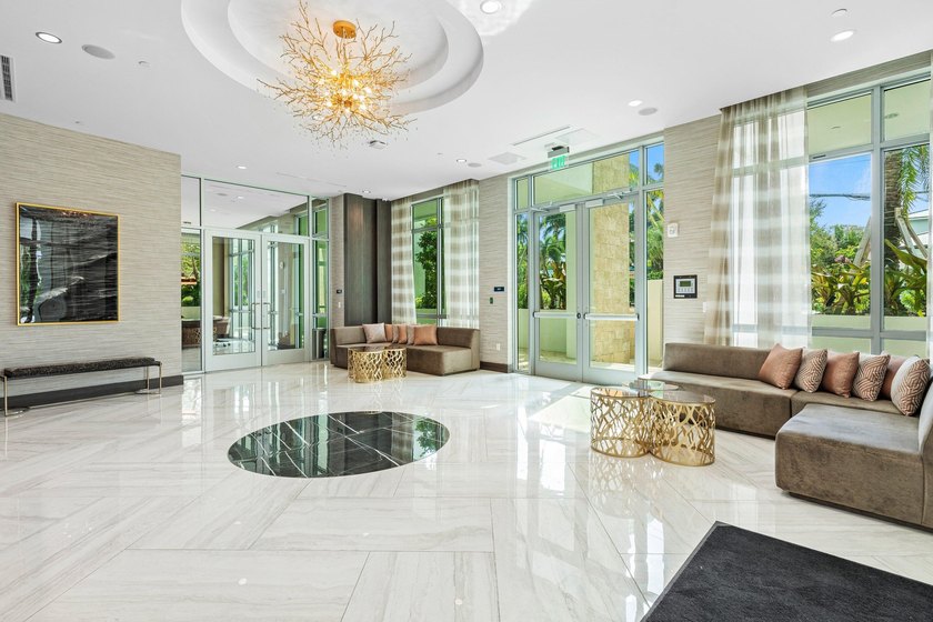 The Royal Palm Villa is an exceptionally rare offering at Royal - photo 34