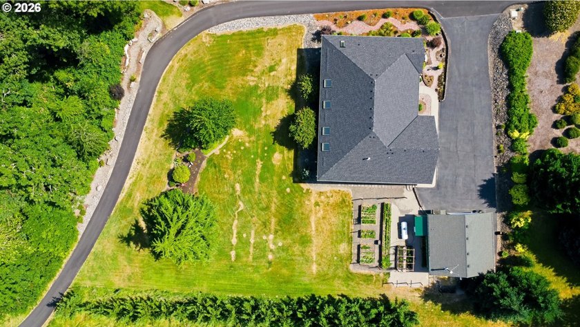 OPEN SUNDAY JULY 26th FROM 12pm - 2pm.Country living meets - photo 35