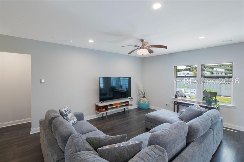 Welcome to 240 Raines Way in the gated waterfront community of - photo 8