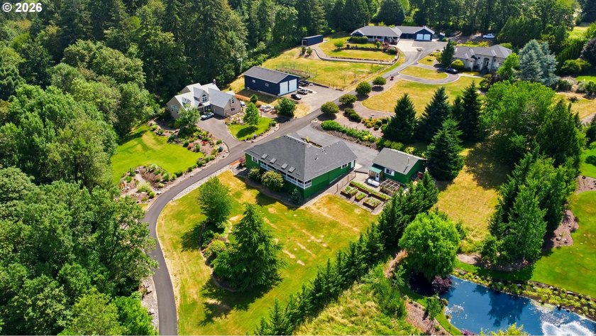 OPEN SUNDAY JULY 26th FROM 12pm - 2pm.Country living meets - photo 43