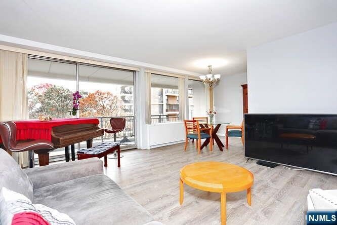Experience the exceptional lifestyle at Horizon House, one of - photo 10