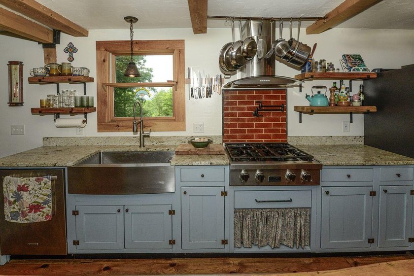 *Open House Sunday 7/12 11am-1pm* Welcome home to this - photo 14