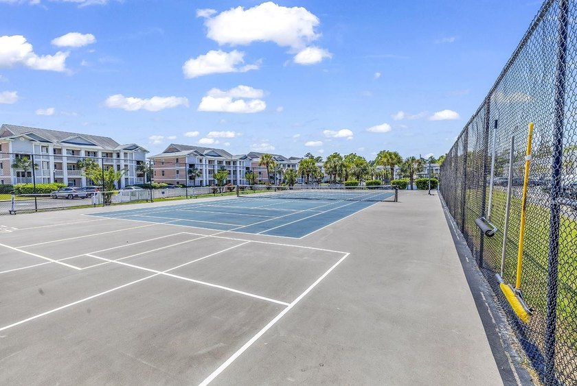 SUPER RARE 1 BEDROOM FOR SALE IN WATERWAY VILLAGE ON THE FIRST - photo 7