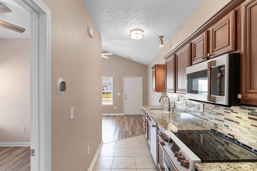 Your Beach Paradise Awaits in North Myrtle Beach! Step into - photo 8