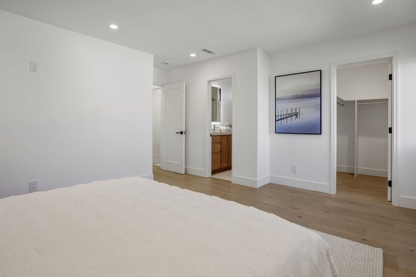 Welcome to 8711 Larkport Drive, a stunningly renovated residence - photo 23