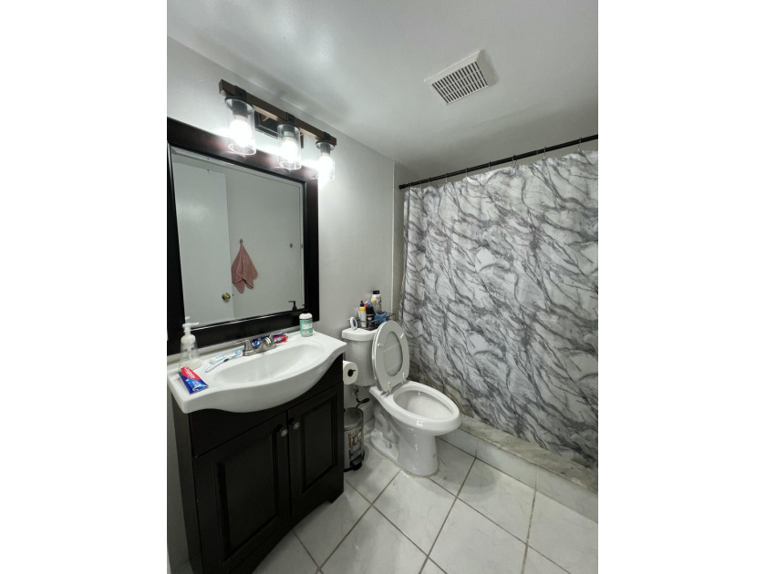Remarks:Amazing must see!!Totally renovated !! Updated Kitchen - photo 9