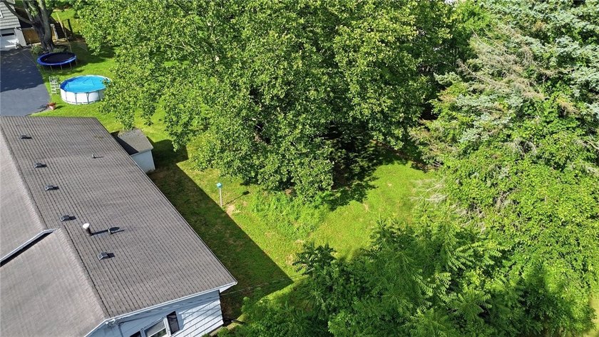 Charming three-bedroom ranch in Chili in the Gates Chili School - photo 30