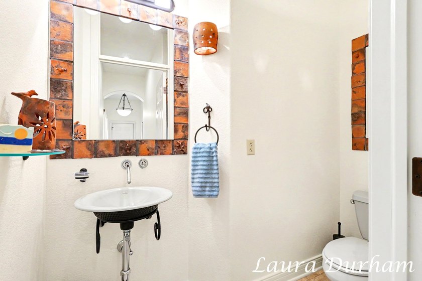 Saugatuck! Enjoy the best of Saugatuck waterfront living in this - photo 31