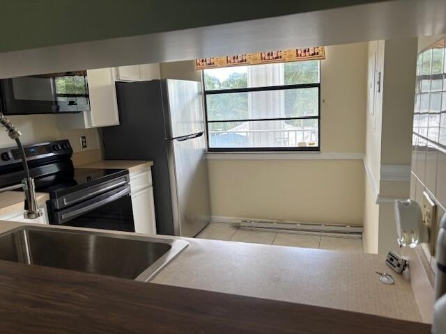 CHARMING 2ND FLOOR 2BEDROOM/2BATH CONDO OVERLOOKING GOLFCOURSE - photo 4