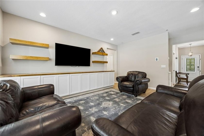 Your Dream Home in Osprey Cove !This 4 bedroom/ 4 bath is - photo 17