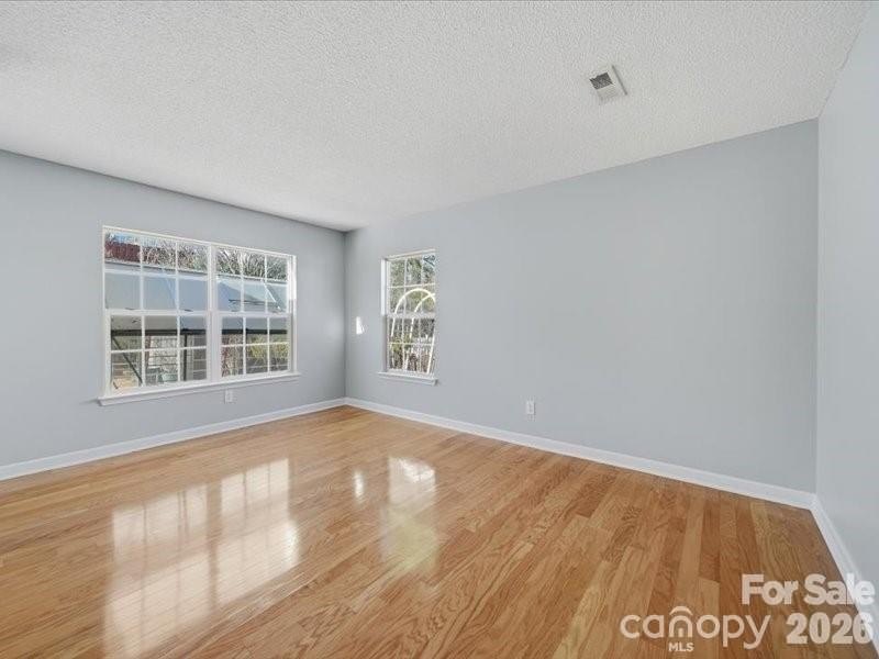 Welcome home to this well-maintained two-story residence - photo 21