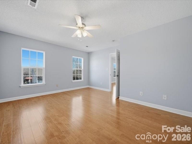 Welcome home to this well-maintained two-story residence - photo 28