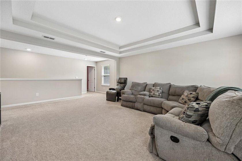 Your Dream Home in Osprey Cove !This 4 bedroom/ 4 bath is - photo 30