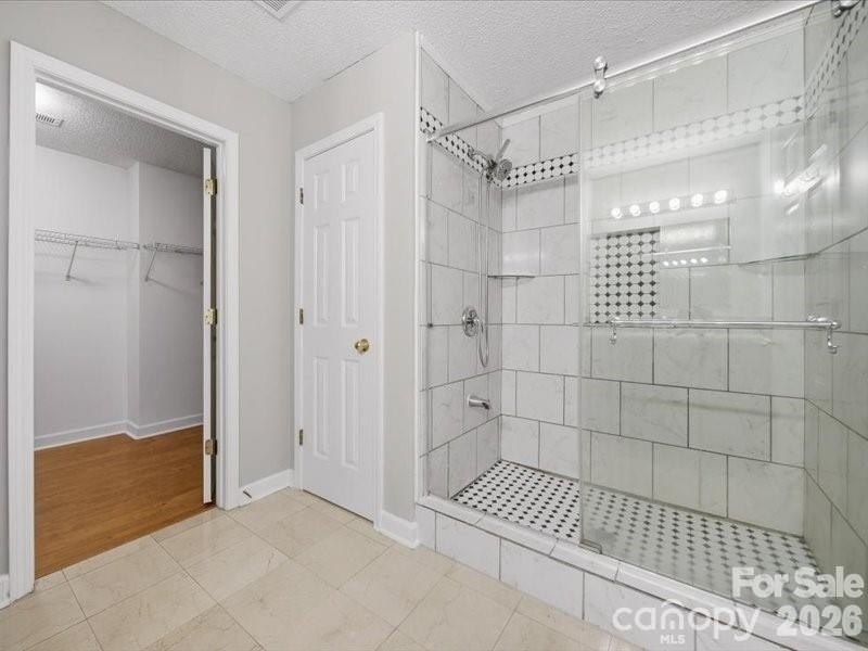 Welcome home to this well-maintained two-story residence - photo 31