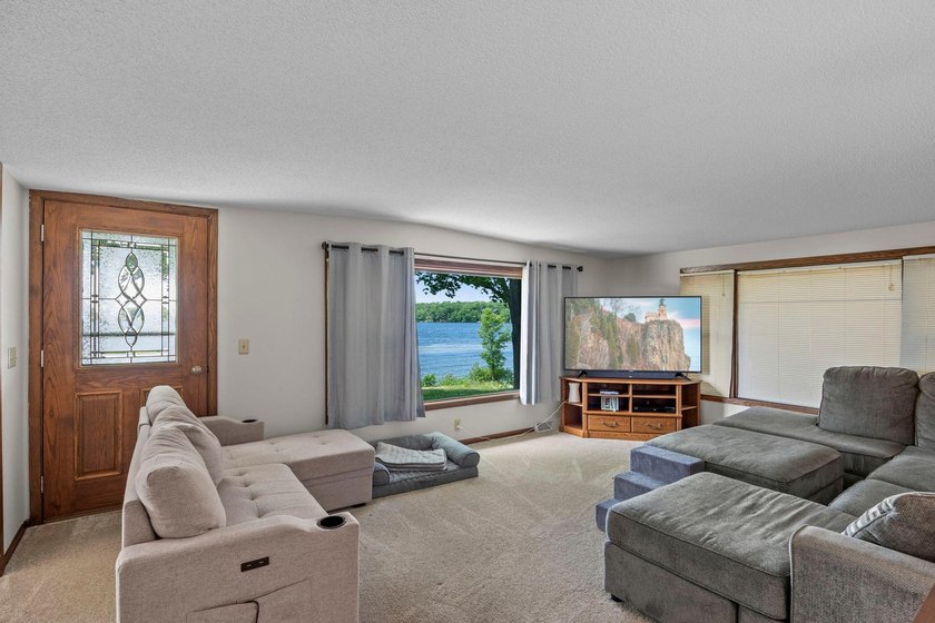 Experience lake life at its best on beautiful Sauk Lake! This - photo 10