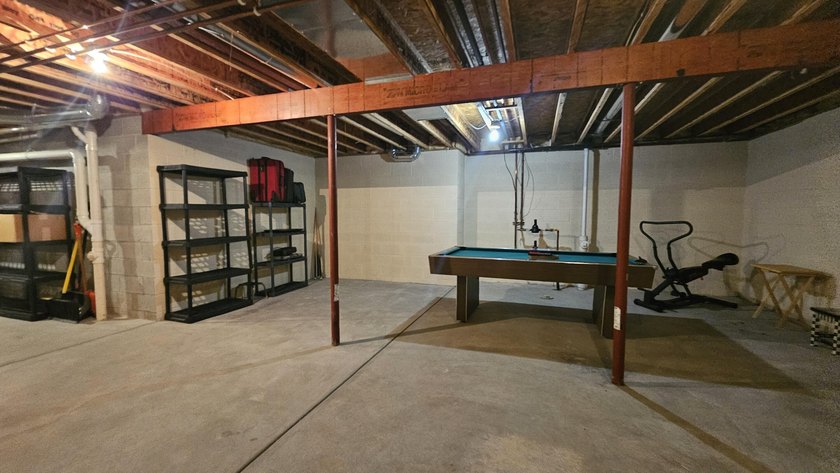 Well-maintained, handicap-accessible condo featuring 2 bedrooms - photo 22