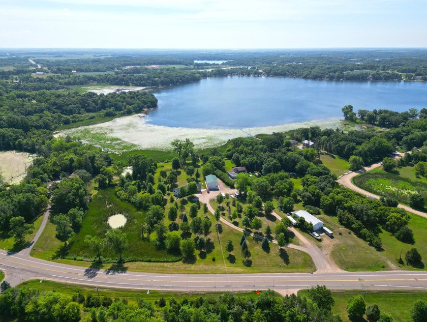 Enjoy country living with the perfect blend of country living - photo 25