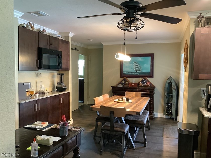 Price reduction!! Seller wants to downsize! Gulf Access Pool - photo 3
