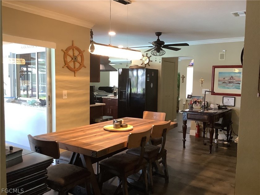 Price reduction!! Seller wants to downsize! Gulf Access Pool - photo 5