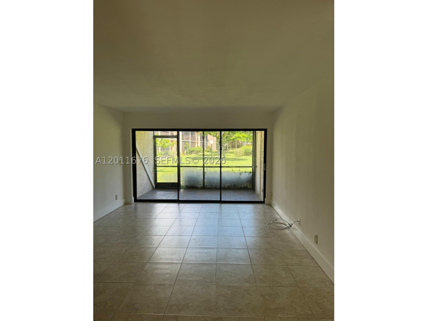 BEAUTIFUL 2 BEDROOM 2 BATHS FIRST FLOOR UNIT IN MEADOWRIDGE - photo 8
