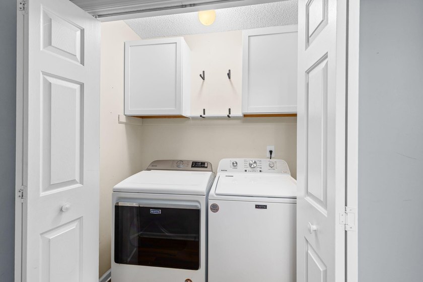 Welcome to 5452 Roxbury Dr., North Charleston--where timeless - photo 20