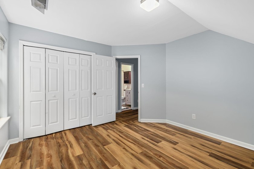 Welcome to 5452 Roxbury Dr., North Charleston--where timeless - photo 31