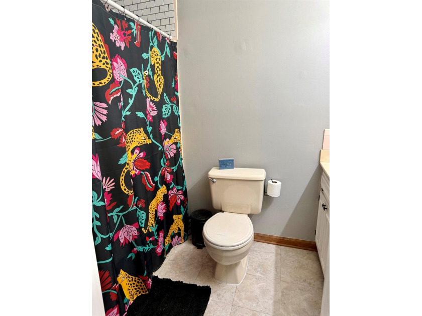 Welcome Home! This charming 3-bedroom, 2-bath ranch home offers - photo 8