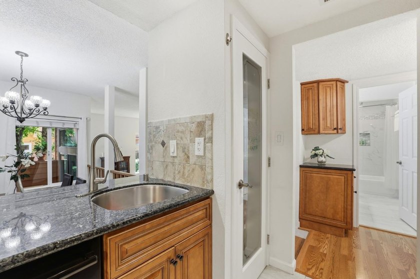 Charming ground floor condo in desirable Blossom Hill Valley - photo 12