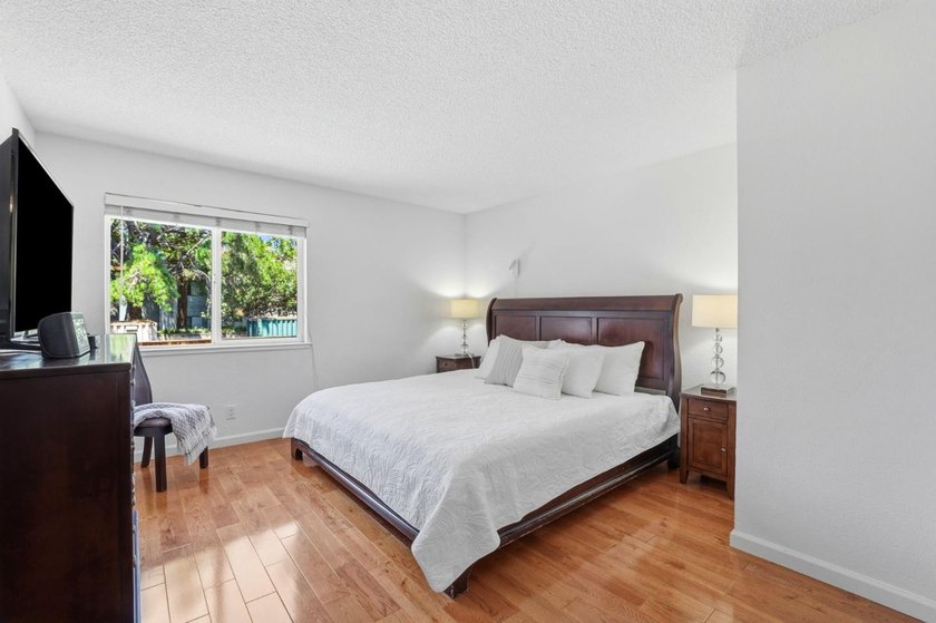 Charming ground floor condo in desirable Blossom Hill Valley - photo 17