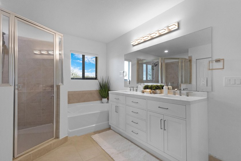 Fully renovated and move-in ready, this 5-bedroom, 3-bath home - photo 26