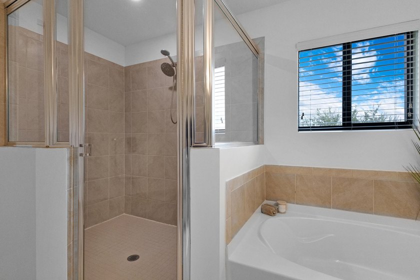 Fully renovated and move-in ready, this 5-bedroom, 3-bath home - photo 29