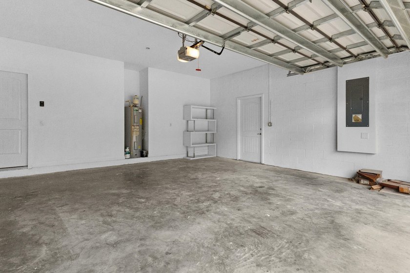 Fully renovated and move-in ready, this 5-bedroom, 3-bath home - photo 47