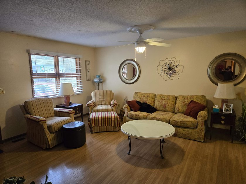 This is a wonderful home that sits on the marsh in Windjammer - photo 10