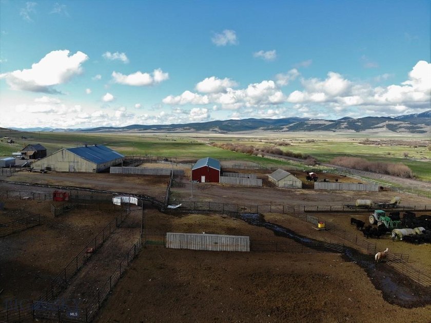 Held by the same family since 1871, the Chevallier Ranch - photo 5