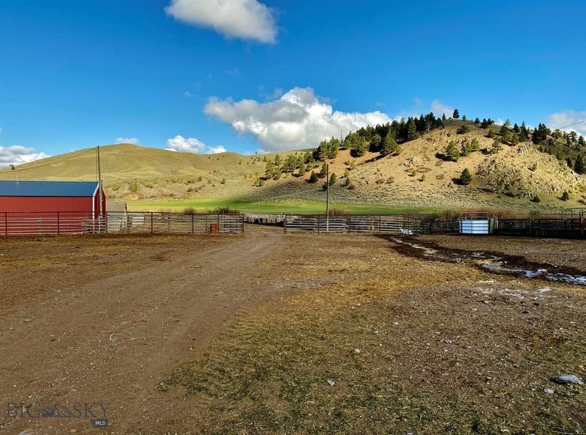 Held by the same family since 1871, the Chevallier Ranch - photo 8