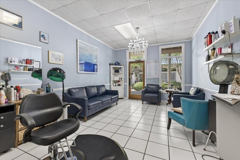 Located in the heart of Harbourtown in Gulf Breeze Proper, this - photo 14