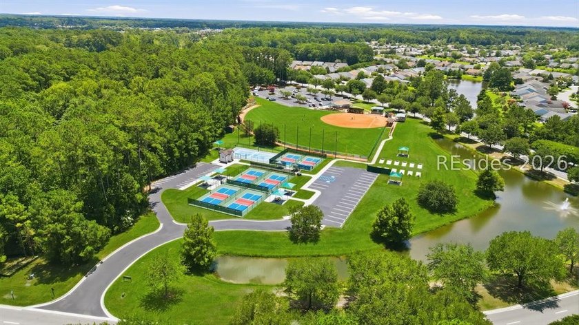 Location! Location! Beautifully updated extended, end unit Wren - photo 46
