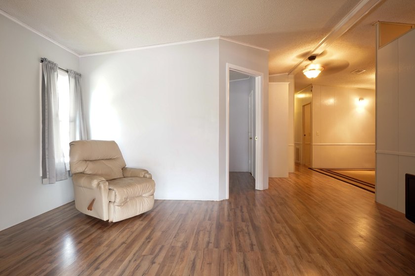Move in Ready...This 1399 Sq ft home, has been well maintained - photo 7