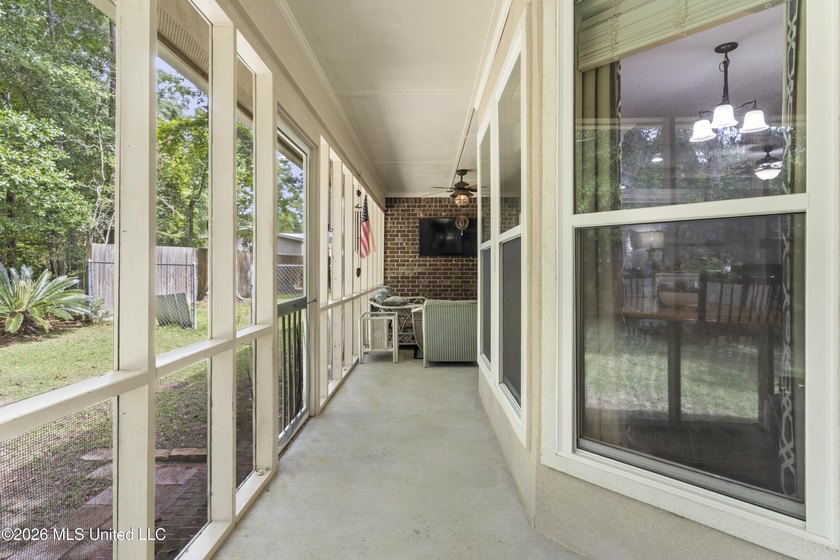 AMAZING FIND ON 5 LOTS! Discover ultimate privacy and modern - photo 27