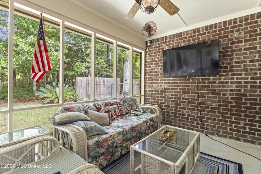 AMAZING FIND ON 5 LOTS! Discover ultimate privacy and modern - photo 28
