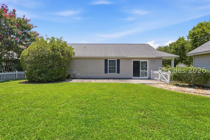 Charming 3-bedroom, 2-bath home tucked away at the back of a - photo 38