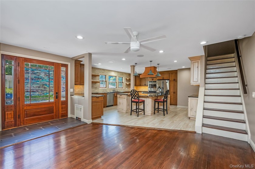 Great opportunity to finish a remodel project. High end chef's - photo 2